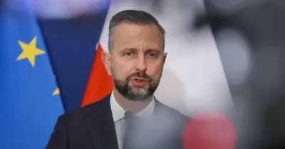 Szef MON o ostatnich pożarach w Polsce: zbliżają się wybory w Rosji; eskalacja działań może następować